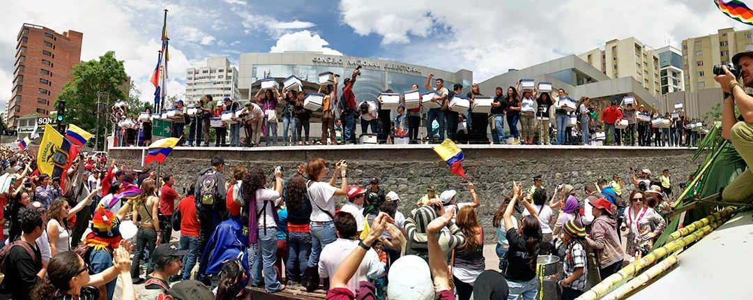 Autoridad electoral Ecuador recibe miles de firmas que piden consulta Yasuní